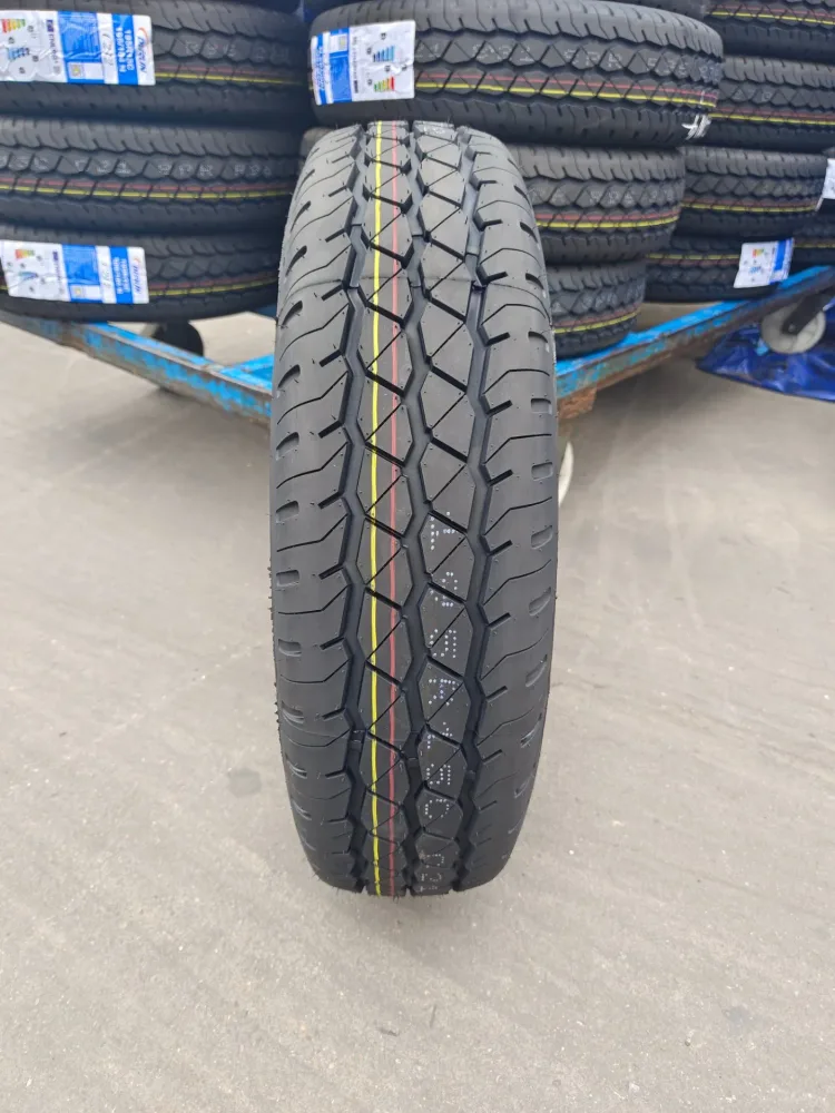 Llanta Durun C212 205/70R14C