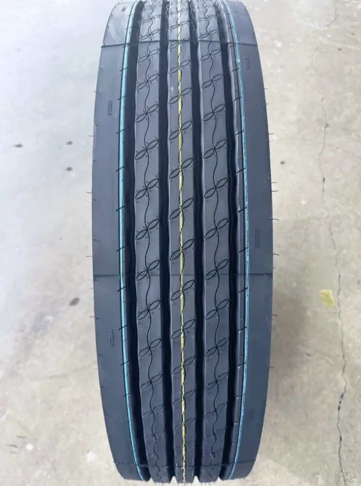 Llanta LCH Trex LH916 12R22.5